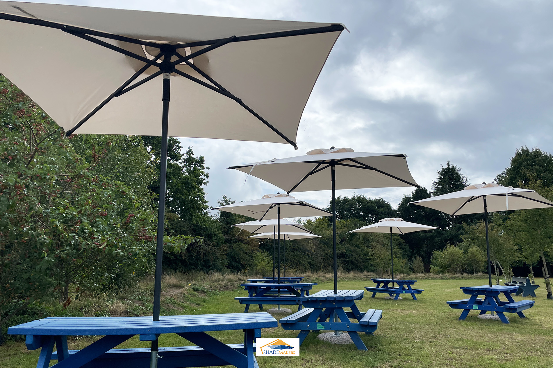 Cafe Lido 2x2 & ShadeArt bases Hertford School